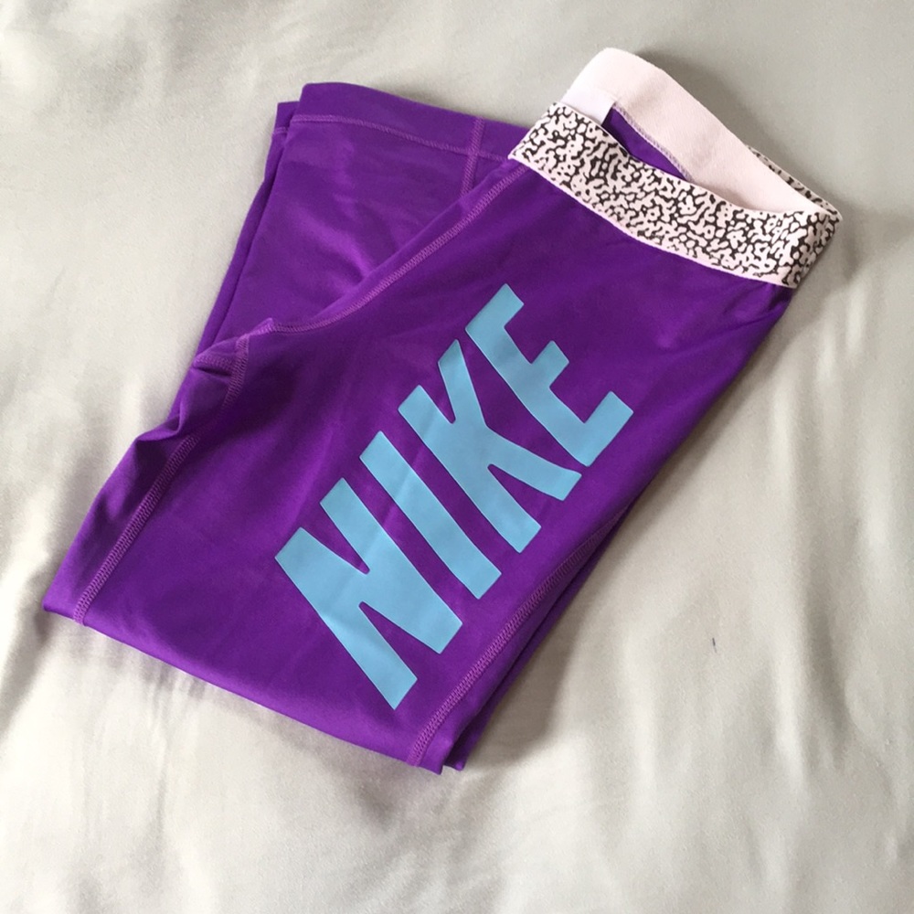Nike crop legging